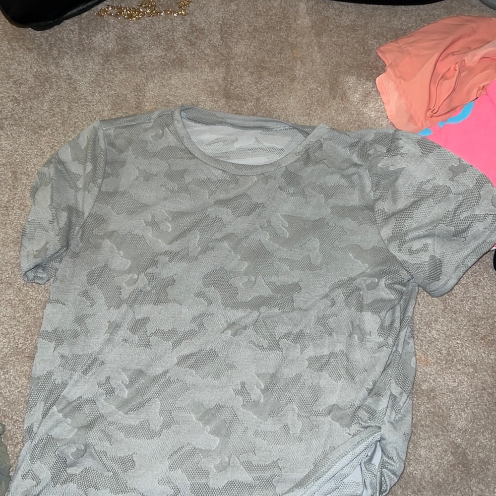 Shein workout grey camouflage short sleeve top